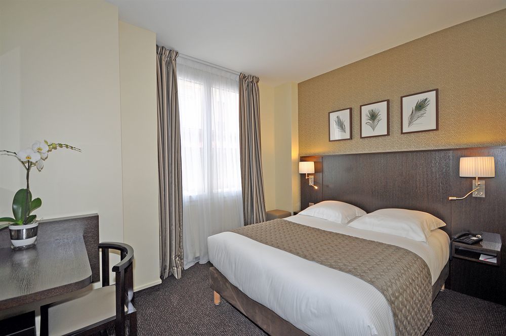 Eiffel Saint Charles Hotel Parijs
