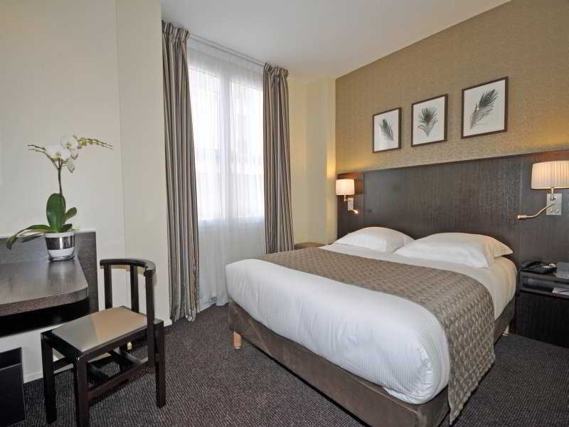 Eiffel Saint Charles Hotel Parijs