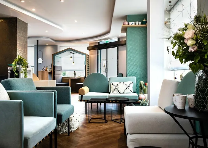Hôtel Eiffel Saint Charles
